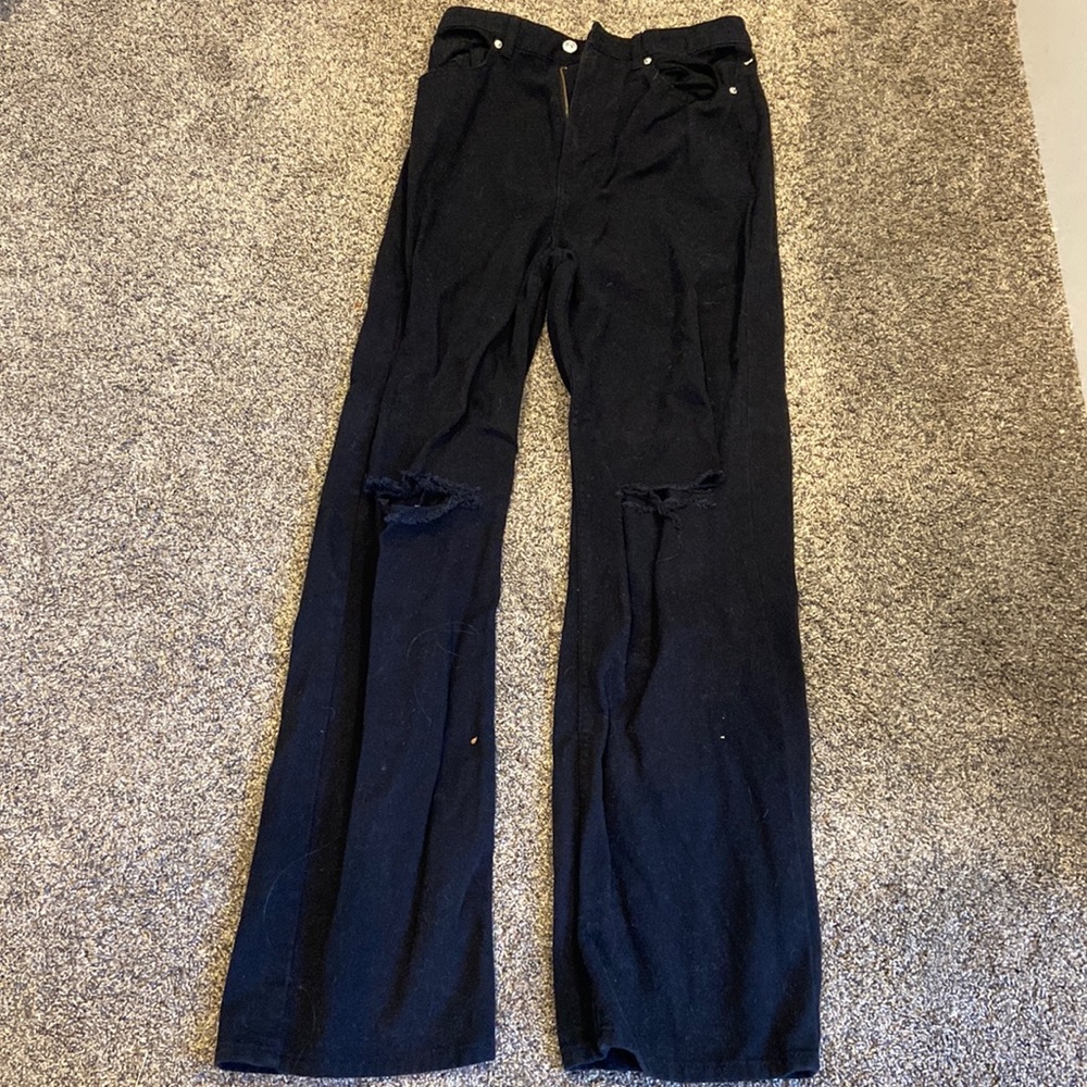 Ripped black, baggy jeans